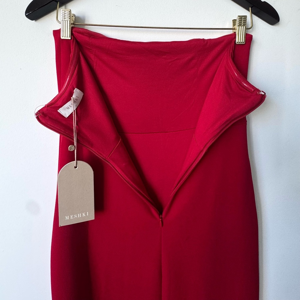 Meshki Rachel Maxi Split Front Dress Red - Size M - Picture 11 of 15